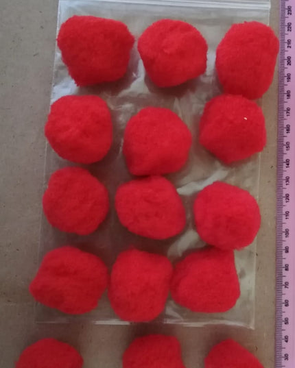 Pom Poms 40mm Red - 15 pcs