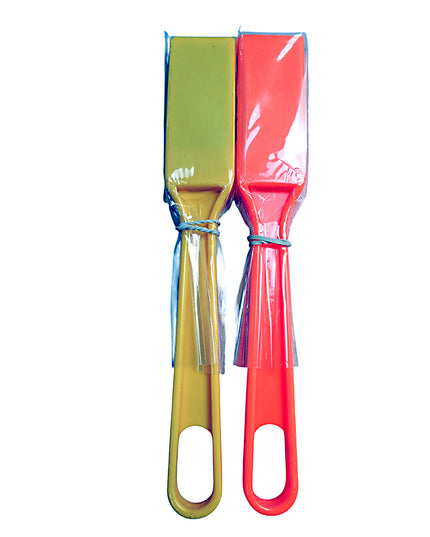Two magnetic wands with one green and one red