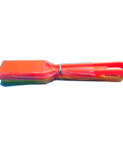 Two magnetic wands with one green and one red