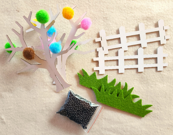 Project Kit Garden Deco Fence/Tree/Grass/Gravel