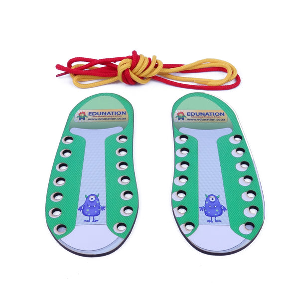 Lacing Shoes Green + 2 Laces - Wooden